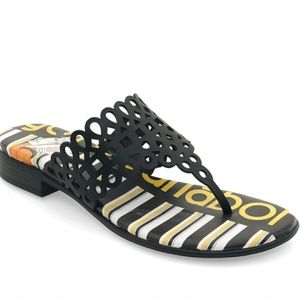 EUC ICON Wearable Art “1930’s Golf” Dottie-485 Flat Thong Size 7